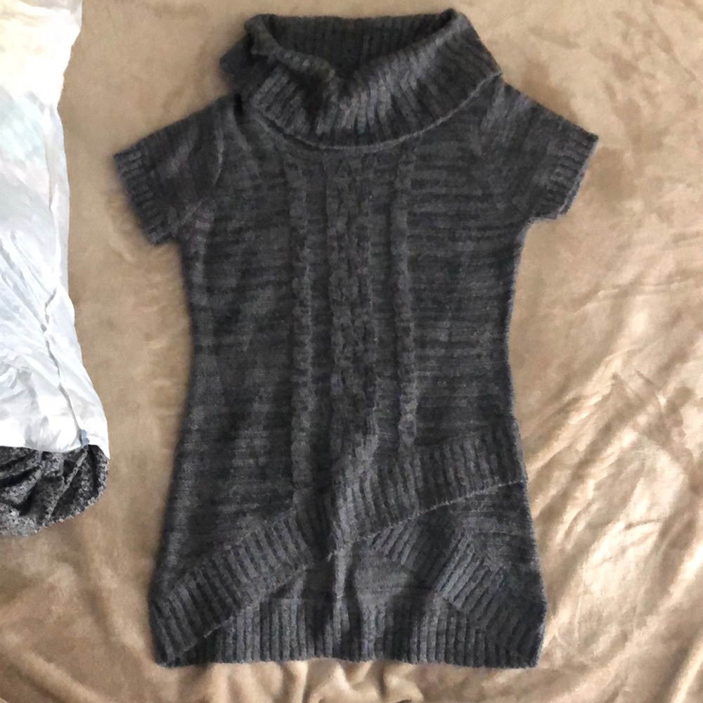 Gray sweater shirt